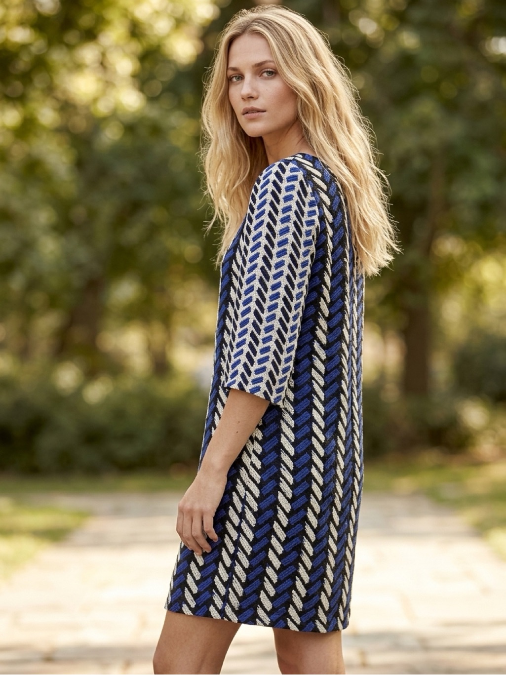 Women’s Nieves Lavi 100% Silk Sheath Patterned Brushstroke Design Shift Dress
